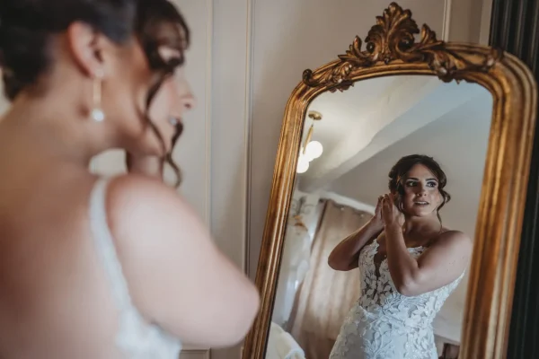 Bride Getting Ready for Wedding | Unique Norfolk Venues
